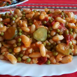 Wintersalat mit Bohnen und Erbsen