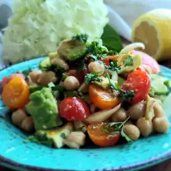 Colorful Mediterranean Chickpea Salad