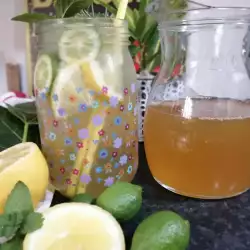 Homemade Fig Leaf Syrup