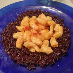 Arroz venere con langostinos