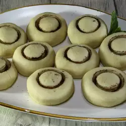 Mushroom Sweets with Lard