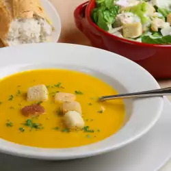 Cremesuppe mit Croutons