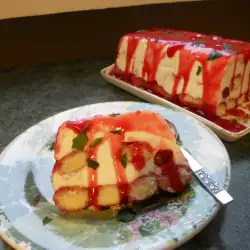 Terrina con bizcochos de soletilla y frambuesas