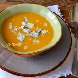 Crema de calabaza con parmesasno y gorgonzola