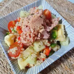 Ensalada de atún con quinoa