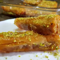 Turkish Baklava Rolls