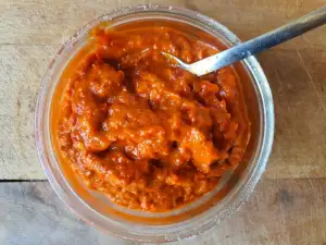 Ajvar aus Auberginen und Paprika