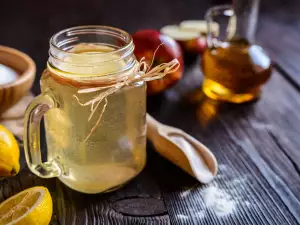 Kako da sami napravite napitak za mršavljenje sa jabukovim sirćetom?