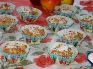 Apple Muffins with Cottage Cheese and Oats