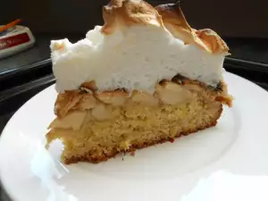 Apfelkuchen mit Baiserschicht