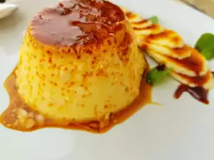 Creme Caramel with Bananas