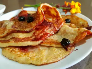 Bananen Pfannkuchen mit Heidelbeeren