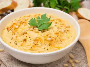 Hummus