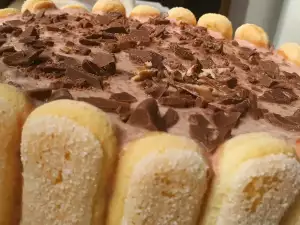 Lange vingertaart met chocolade en banaan