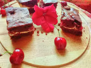 Brownies con requesón y cerezas