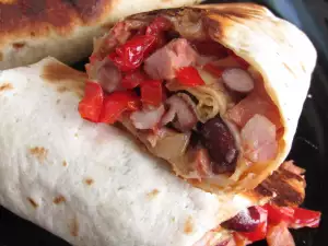 Burrito Chimichanga cu carne de pui