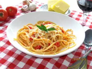 Bucatini with Tomato Sauce, Cherry Tomatoes and Parmesan