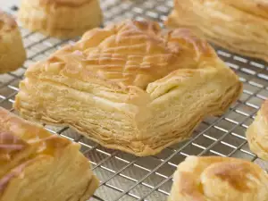 Puff Pastry with Cream