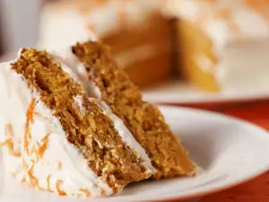 Carrot Cake with Walnuts and Mascarpone