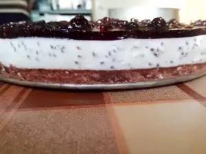 Cheesecake cu biscuiți și crema de brânză