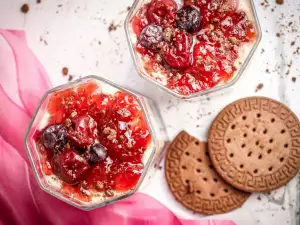 Mini Cheesecake cu ciocolată, în cupe