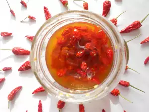 Salsa de chile casera con aceite de oliva