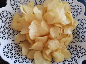 Kartoffelchips in der Heißluftfritteuse