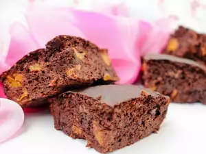 Brownies de ciocolată cu nectarine