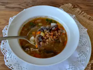 Sopa de lentejas y champiñones