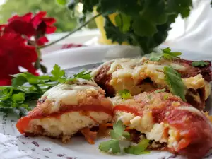 Paprika Bürek mit Hüttenkäse und gelbem Käse