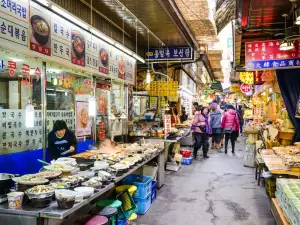 A Culinary Walkthrough of Korea's Street Food