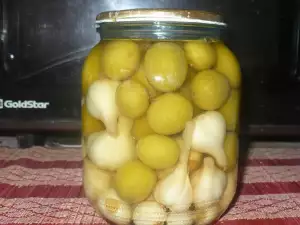 Green Plum Pickle