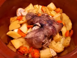 Oven-Baked Pork Shank with Vegetables