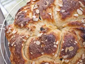 well baked sweet bread