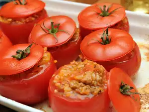 Stuffed Tomatoes with Meat