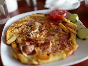 Fried Potatoes with Eggs and Vienna Sausages