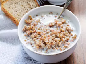 yogurt and buckwheat