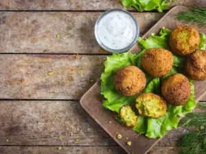 Falafels with Sauce