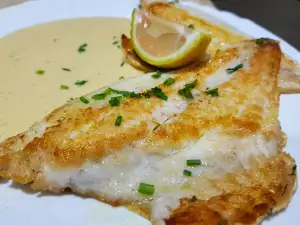 Doradenfilet in Buttersoße mit Pfifferlingen