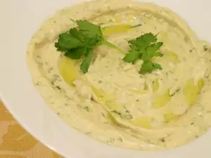 Hummus with Herbs