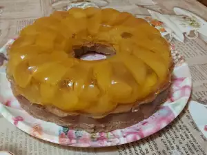 Torta sa želatinom i breskvama