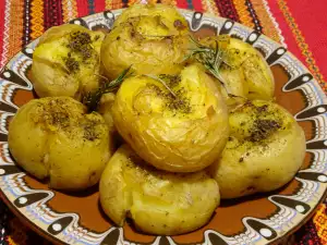 Patatas al horno con mantequilla