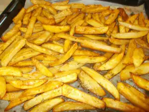 Easy and Crunchy Oven-Baked Potatoes