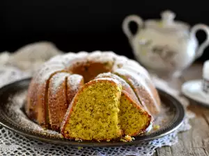 Bizcocho de coco con semillas de amapola