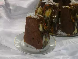 Cake met boter crème en caramel