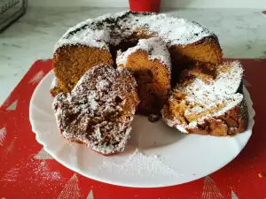 Sponge Cake with Whole Wheat Flour, Pumpkin and Raisins