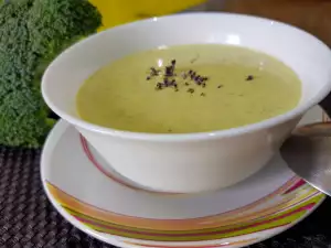 Keto Broccoli Cream Soup