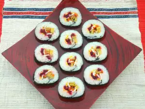 Kimbap with Roasted Vegetables