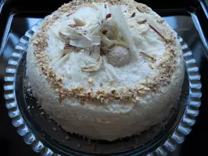 Tarta Raffaello de Almendras y Coco