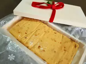 Turron tradițional de migdale de Crăciun